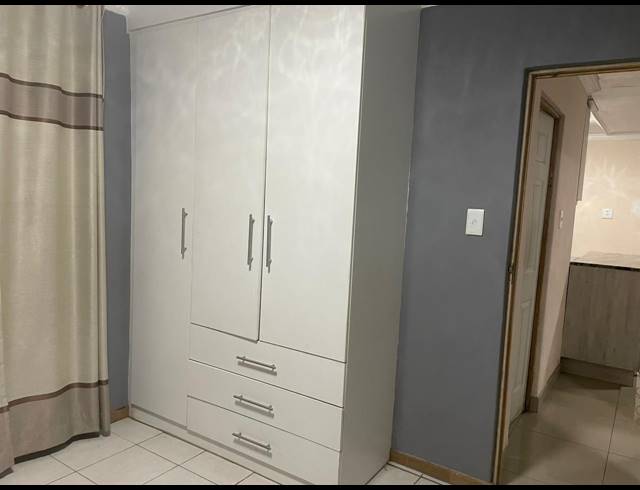 2 BEDROOM HOUSE RENTED IN UMLAZI C
